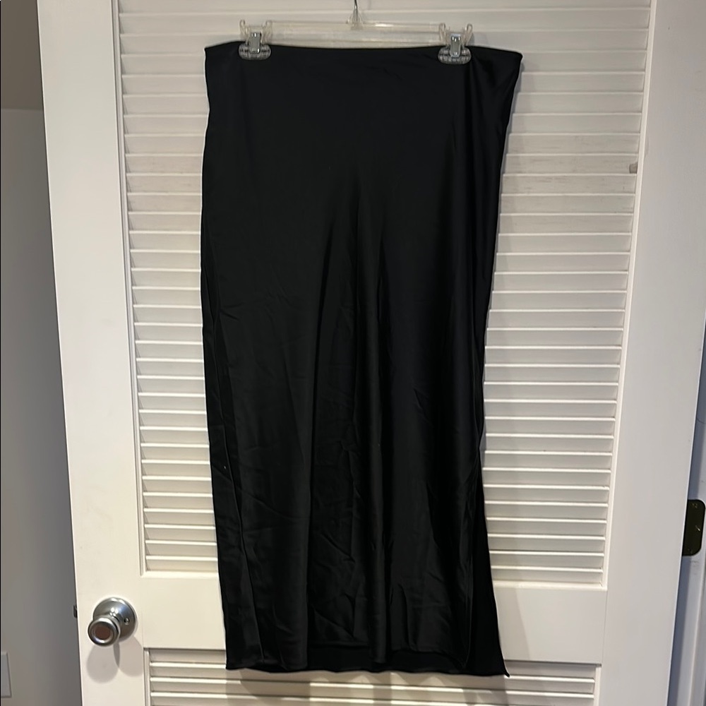 Old Navy Black Maxi Pencil Skirt for Night Out